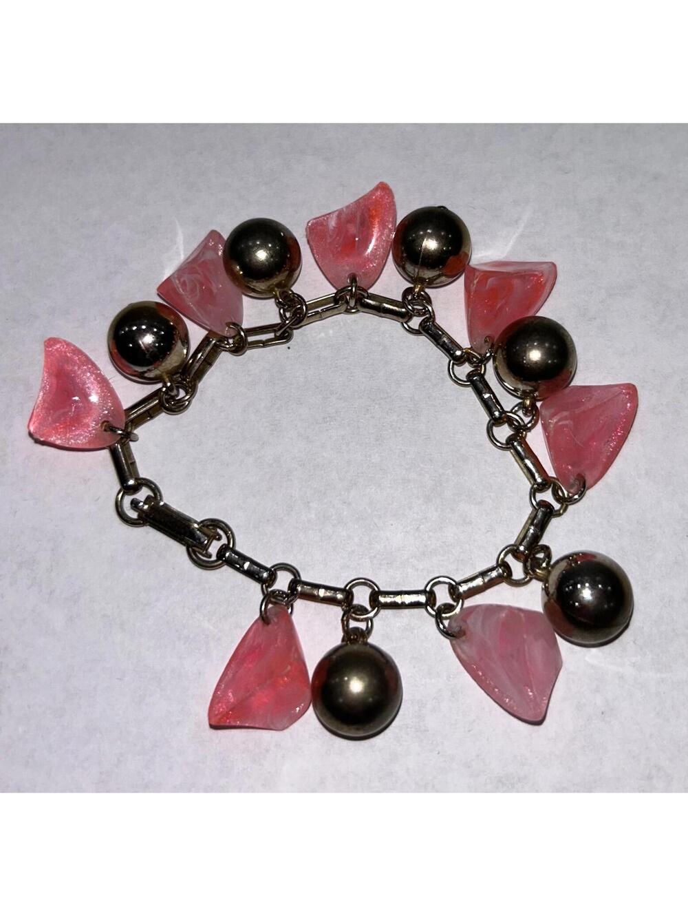 Vintage Gold Tone Chunky Pink Plastic Rock Charm Bracelet